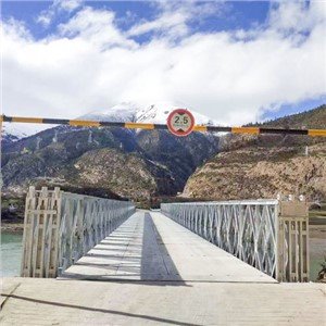 Dwupasmowy trwały most tymczasowy Bailey Steel Bridge w Tybecie